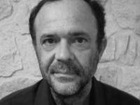 Iván Robledo: “Escribo para ahorrar en&nbsp;psiquiatras”